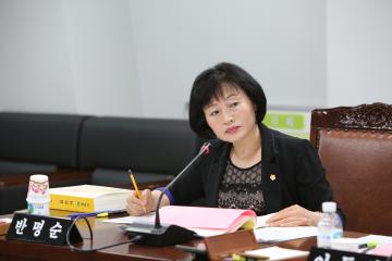 도시건설위원회