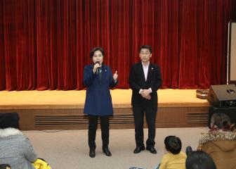 관악육아종합지원센터 크리스마스 행사 공연