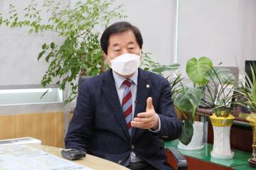 HCN 뉴스와 음악 사이 인터뷰 – 길용환 의장